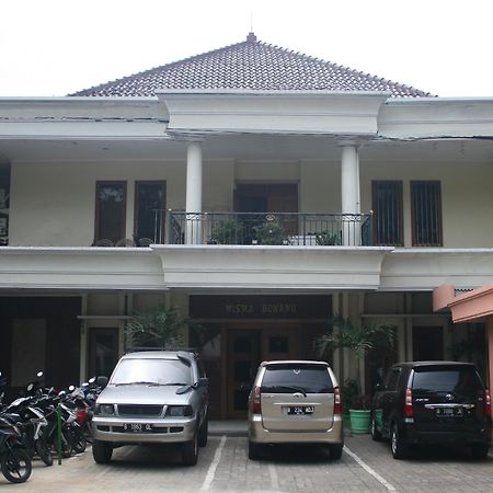 Wisma Bonang Guest House Jakarta Exterior photo